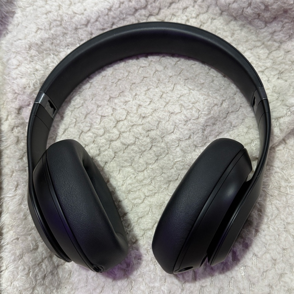 Beats by Dre headphones